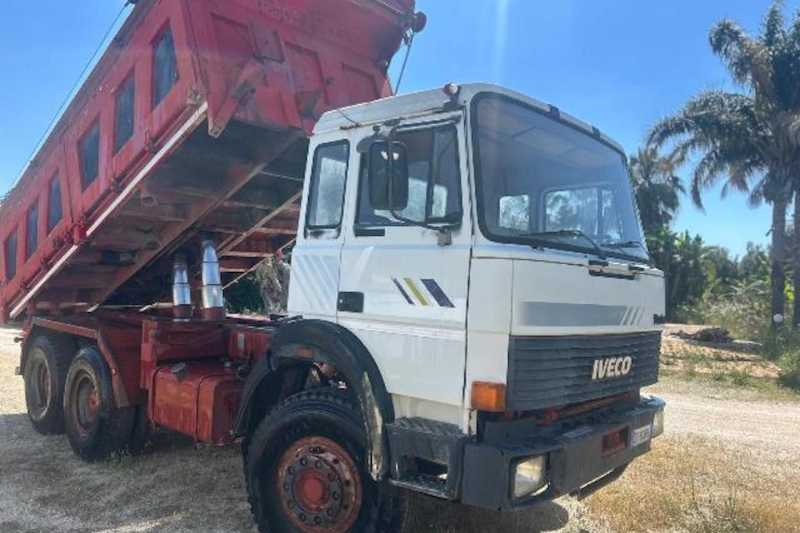 OmecoHub - Immagine IVECO 330-30
